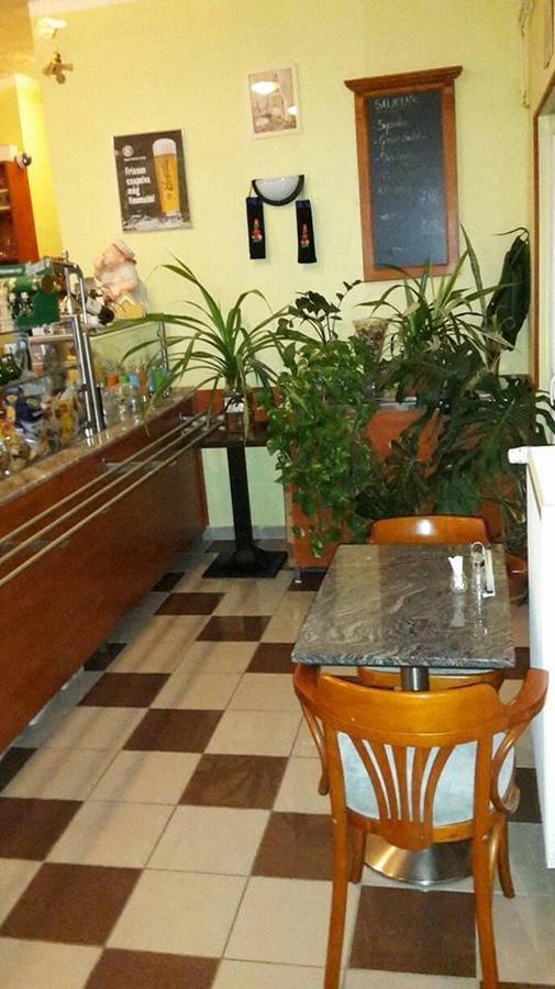 Grill Terasz Étterem és Szálláshely Mezőkövesd Exterior foto