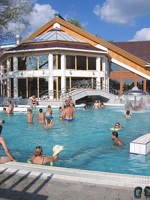 Grill Terasz Étterem és Szálláshely Mezőkövesd Exterior foto